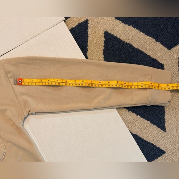 NWT Wonderly Beige Collared Top with‎ a 1/4 zip and drawstring waist - Picture 5 of 7